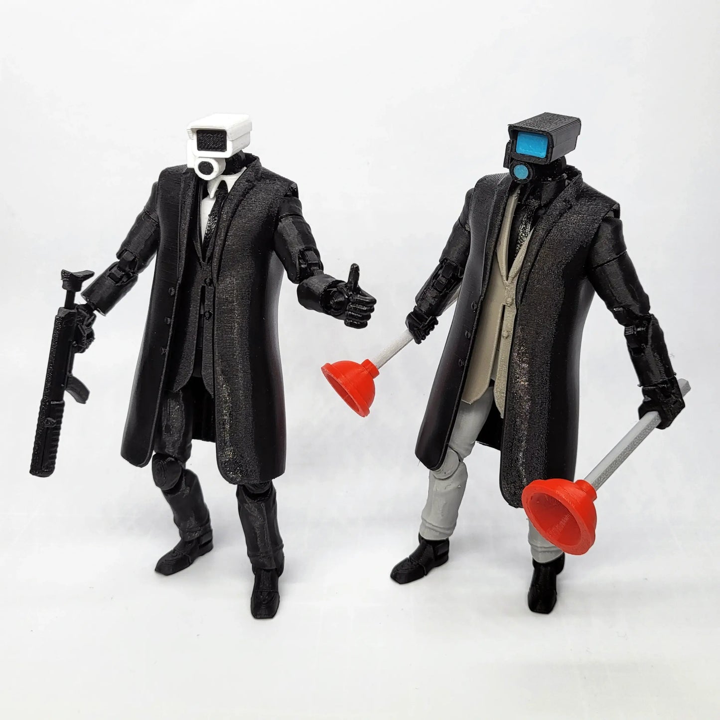 Camaraman & Plugerman T13 – Articulated Figure